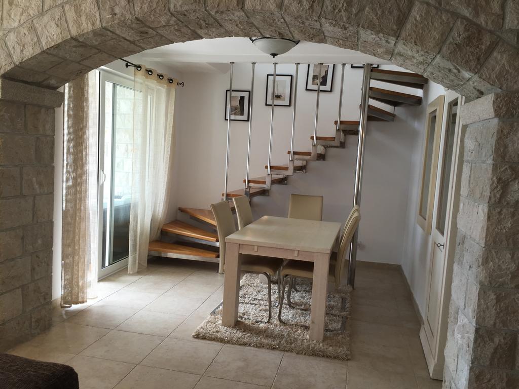 Muo Apartments Cattaro Esterno foto